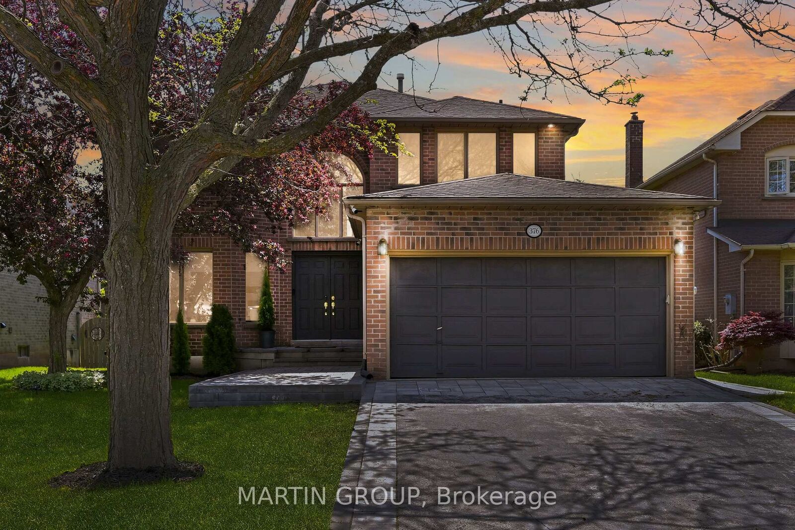Property Photo: 376 Carrier Lane ON L6H 5E9
