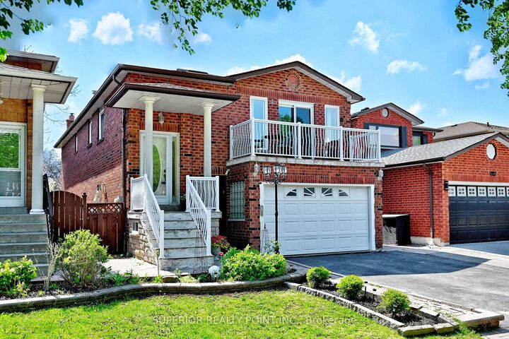 Property Photo: 150 Mathewson Street N ON L6A 1B9