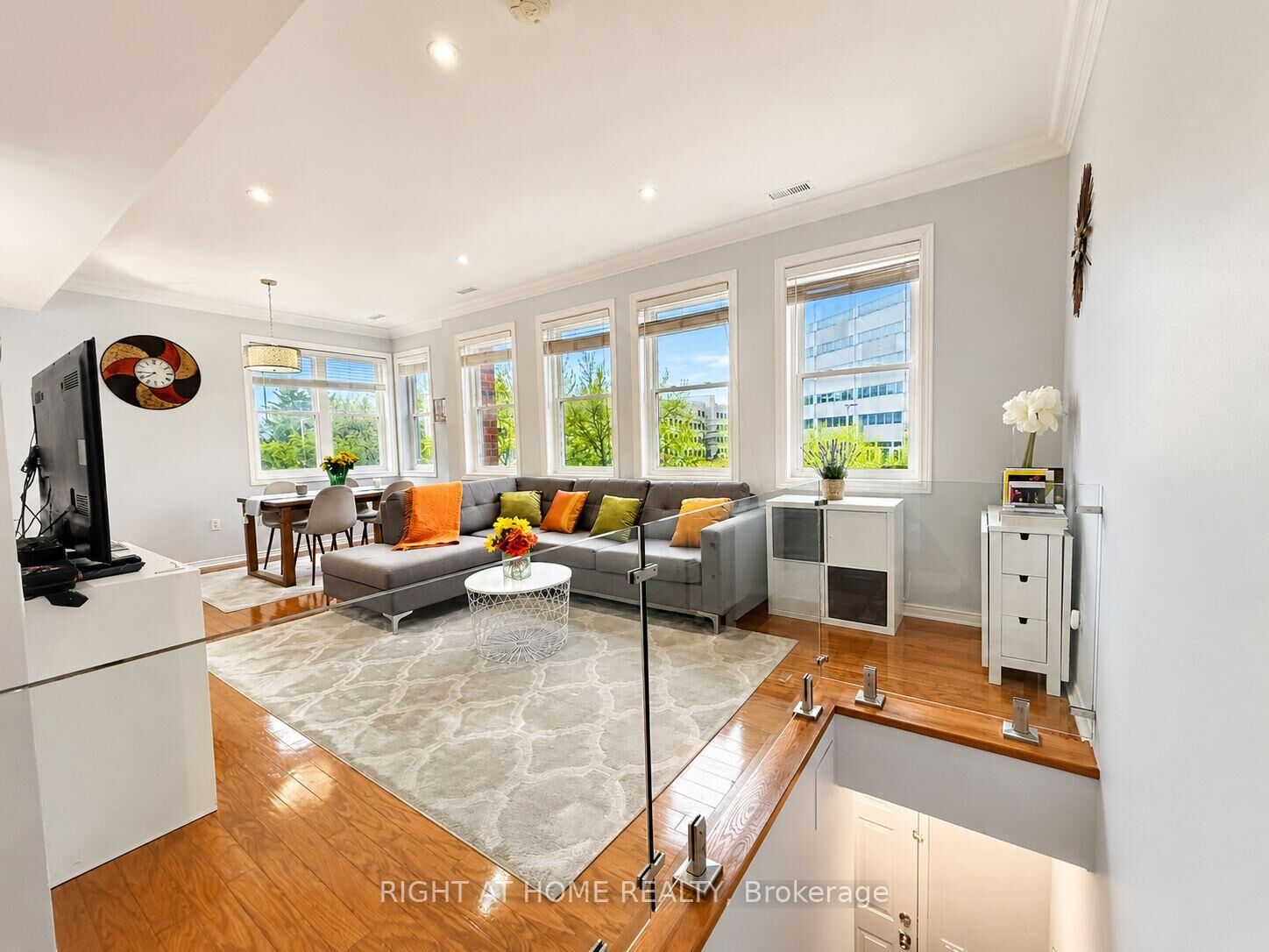 Property Photo: 760 Lawrence Avenue W 221 ON M6A 3E7
