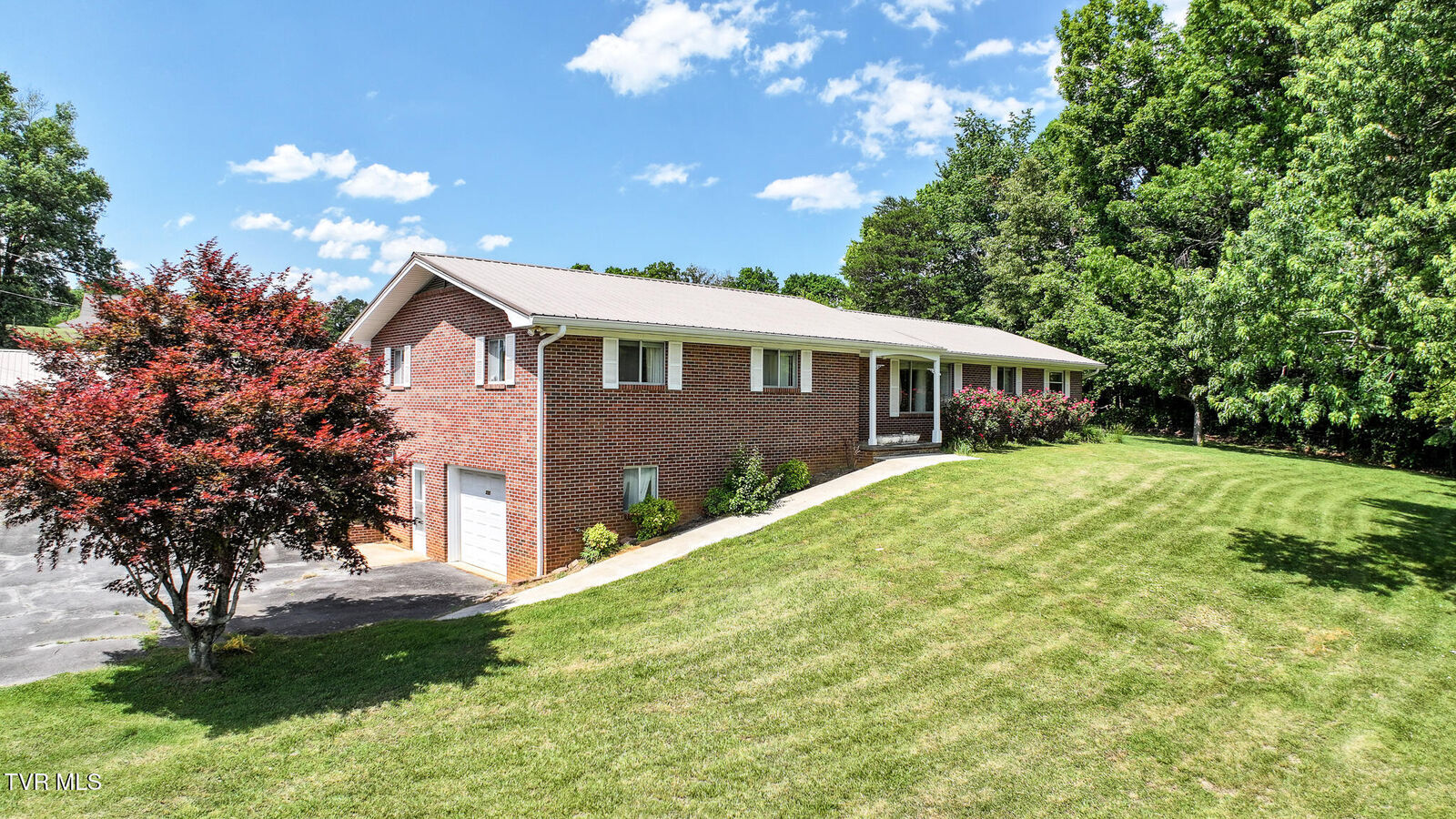 Property Photo:  595 East Allens Bridge Road  TN 37743 