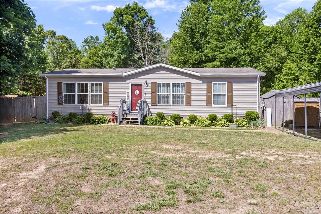 Property Photo: 125 Avery Drive SC 29640