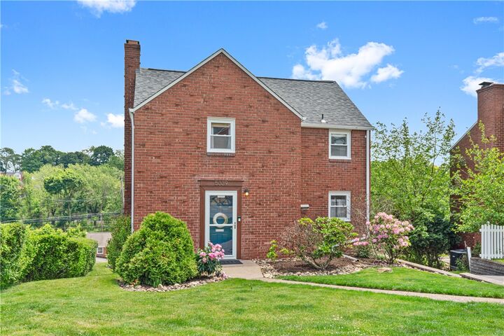 Property Photo:  5339 Highgrove Road  PA 15236 