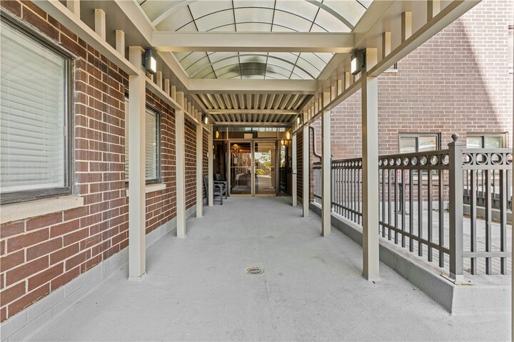 Property Photo:  5600 Munhall Rd 314  PA 15217 