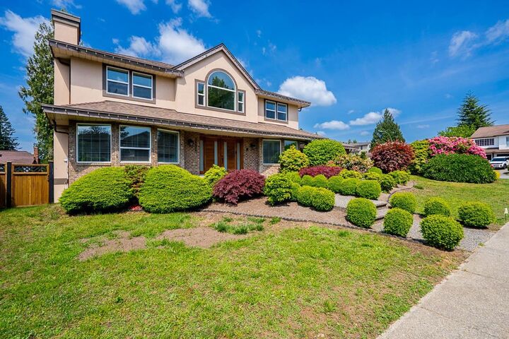 Property Photo:  34963 Edgeview Place  BC V2S 7R8 