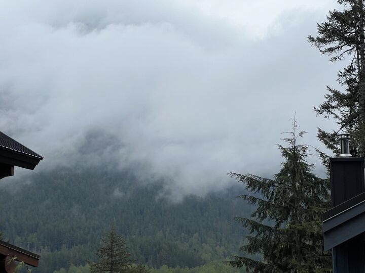 Property Photo: 14701 Parkview Avenue BC V0X 1L5