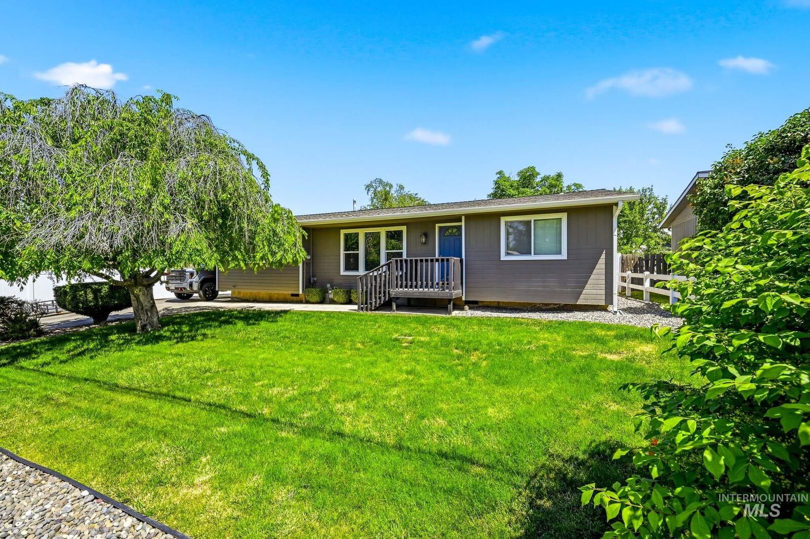 Property Photo: 3715 18th Street ID 83501