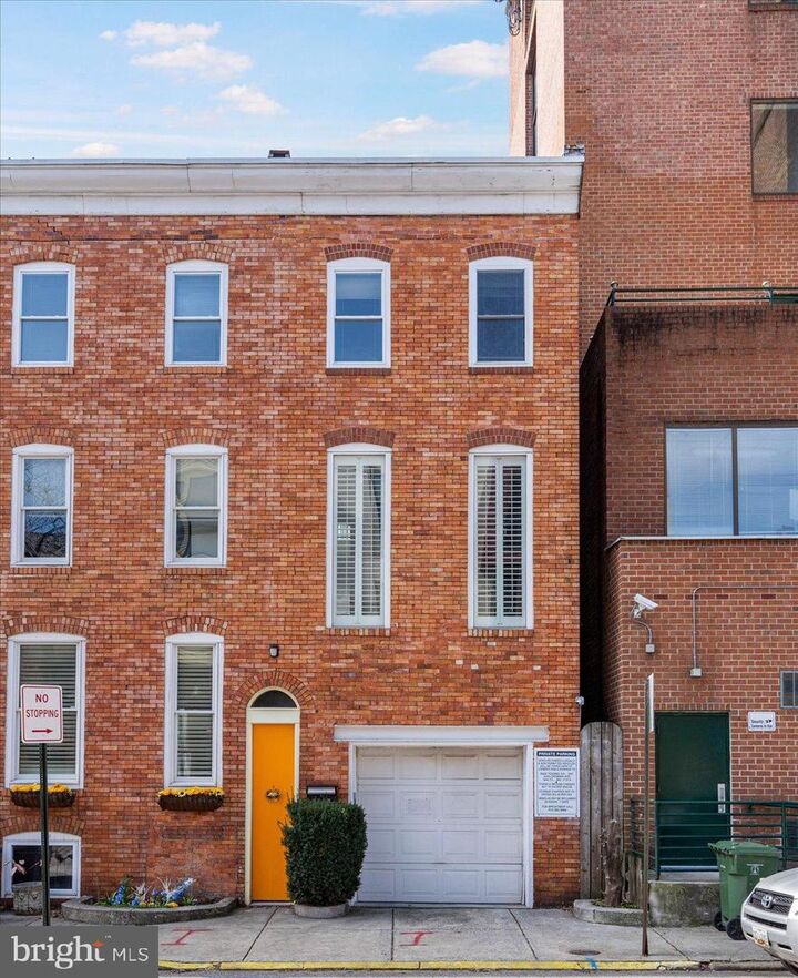 Property Photo:  2125 Cambridge  MD 21231 