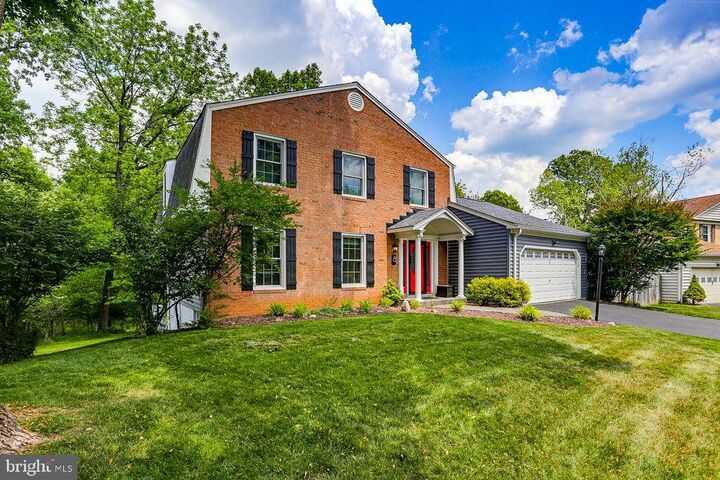 Property Photo: 8 Bouldercrest Court MD 20850