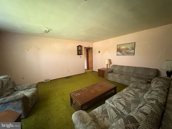 Property Photo:  250 Orchard Avenue  NJ 08016 
