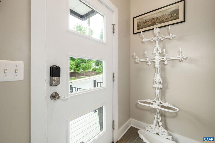 Property Photo: 117 Roades Ct VA 22902