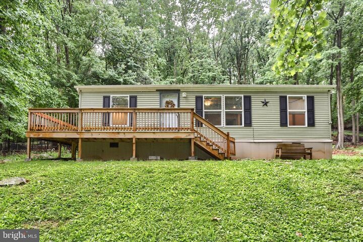 Property Photo:  1148 N Moulstown Road N  PA 17331 