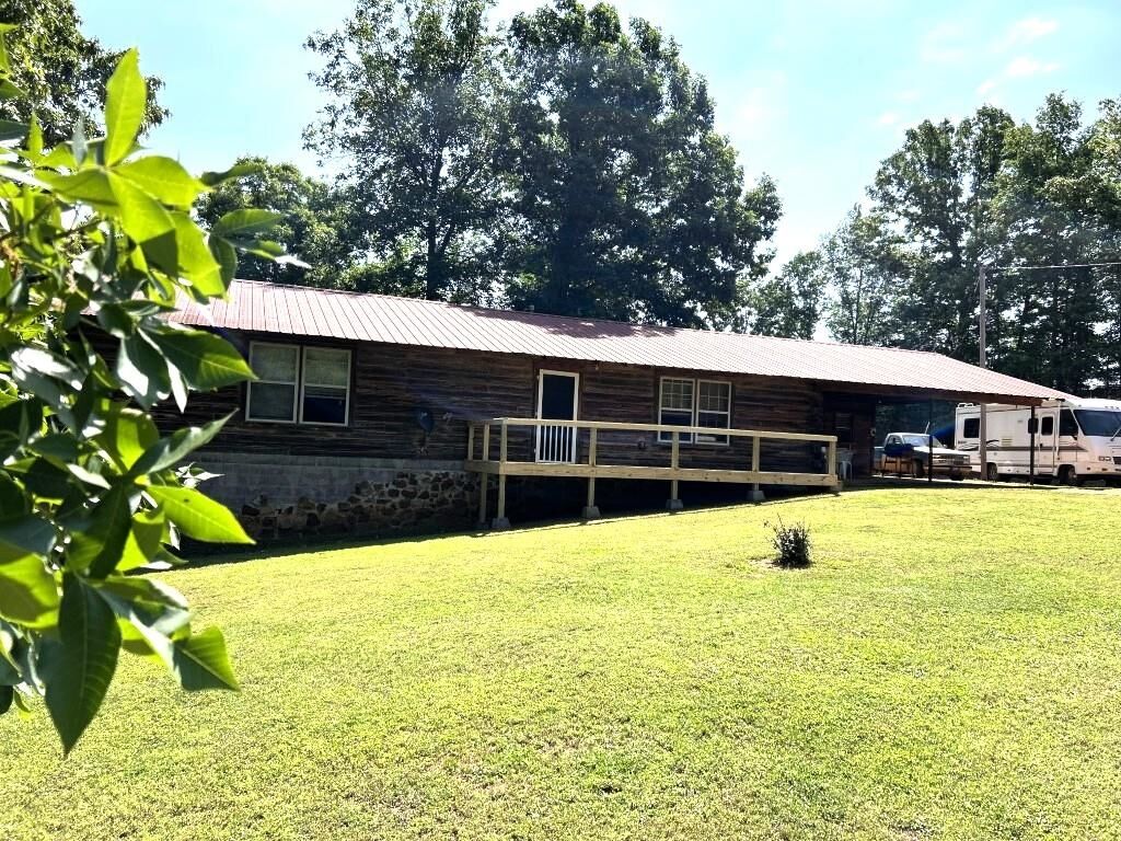 Property Photo: 2731 Holmes Road AR 72560