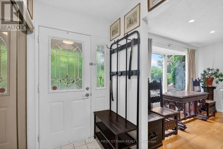 Property Photo: 2061 Balharrie Avenue ON K1G 1G2