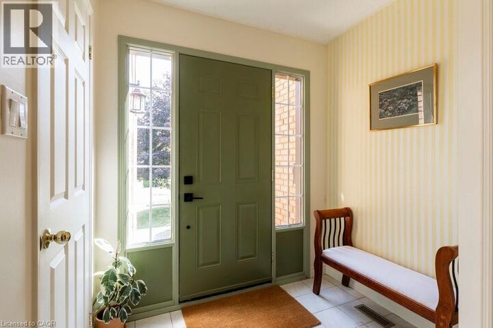 Property Photo:  10 Huntingwood Avenue 20  ON L9H 6X3 
