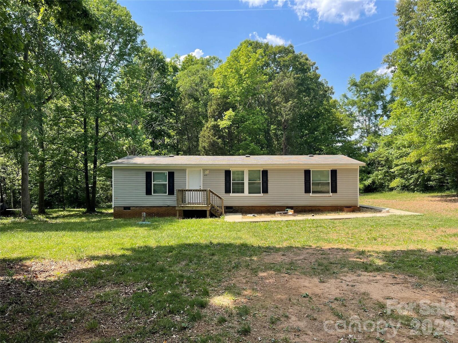 Property Photo:  430 Charolais Drive  NC 28146 