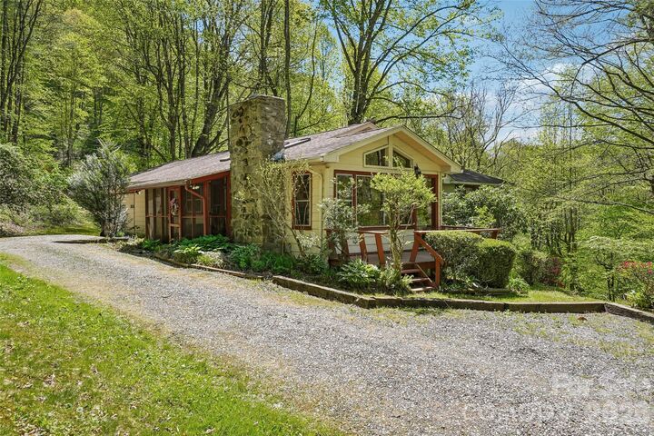 Property Photo:  66 Pinto Trail  NC 28779 