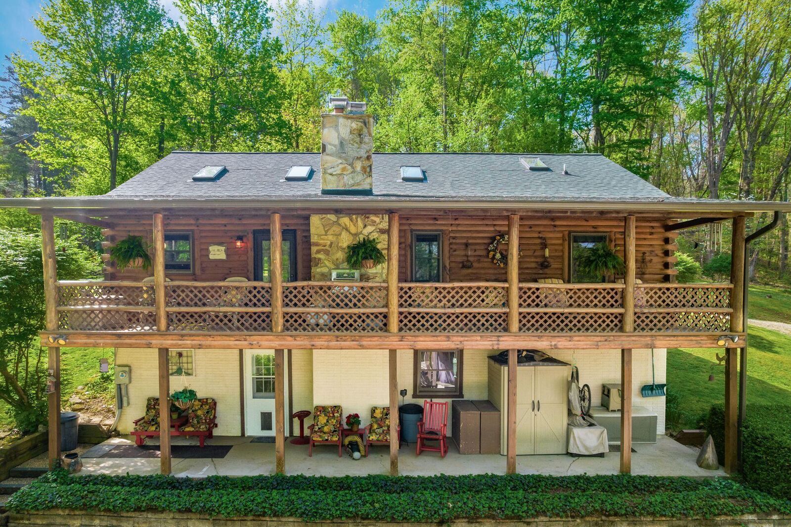 Property Photo:  31280 Anglebrook Lane  OH 43138 