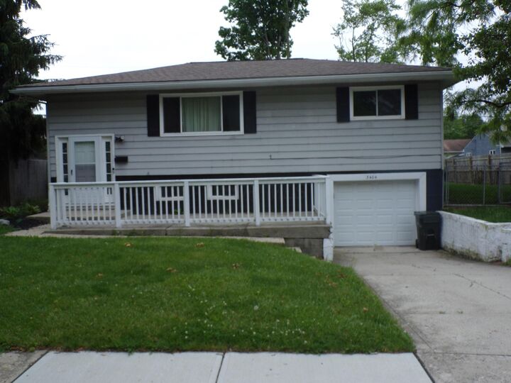 Property Photo:  3404 Elwood Drive  OH 43026 
