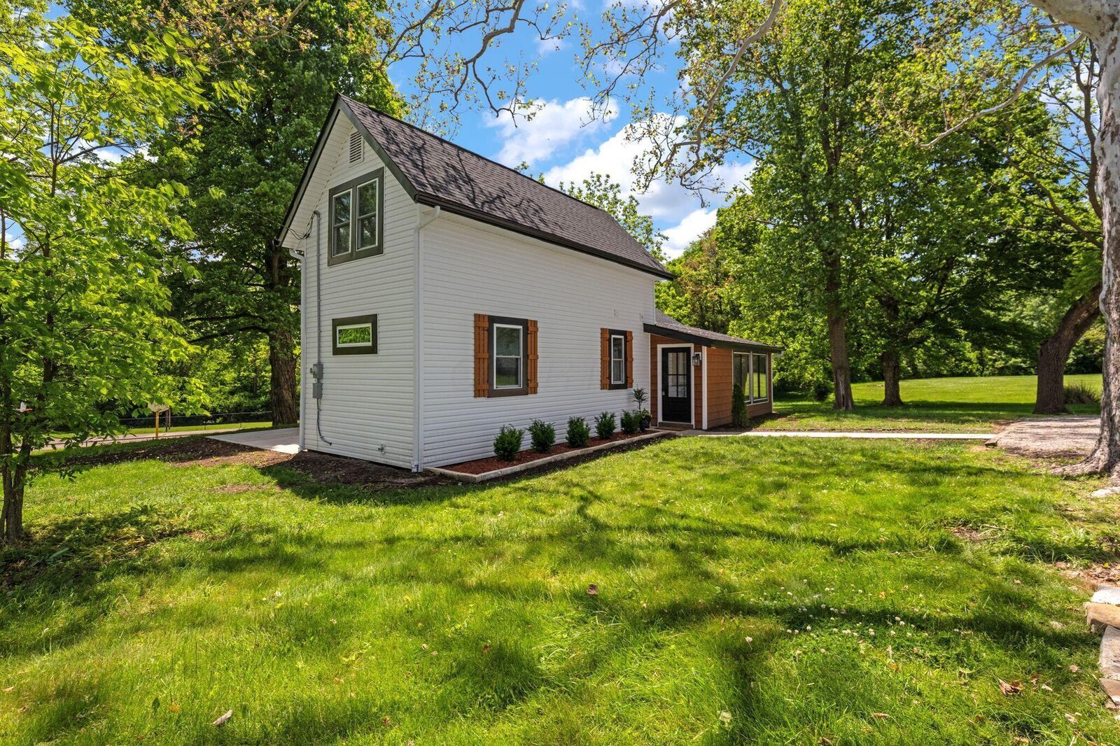 Property Photo:  722 Belleview Court  OH 43015 