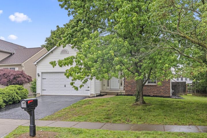 Property Photo:  2985 Briar Ridge Road  OH 43232 