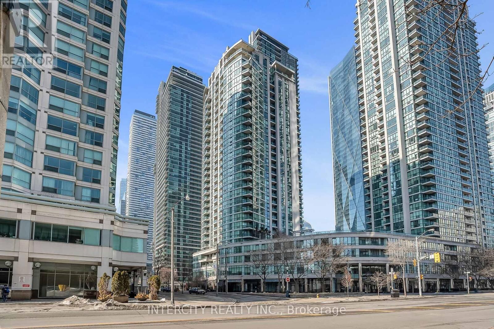Property Photo:  12 Yonge Street 1010  ON M5E 1Z9 