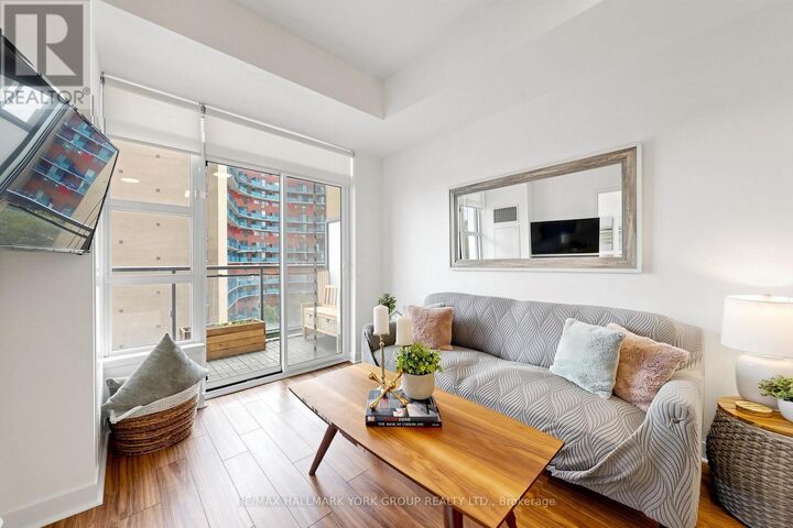 Property Photo: 840 Queen'S Plate Drive 612 ON M9W 0E7