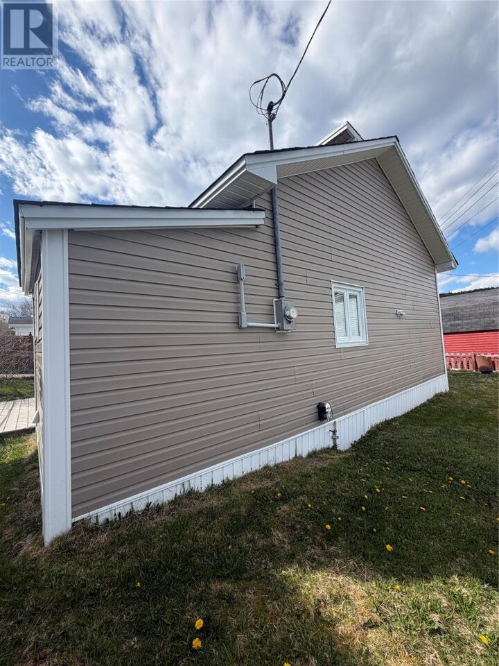 Property Photo: 5A Bank Street NL A0E 2T0