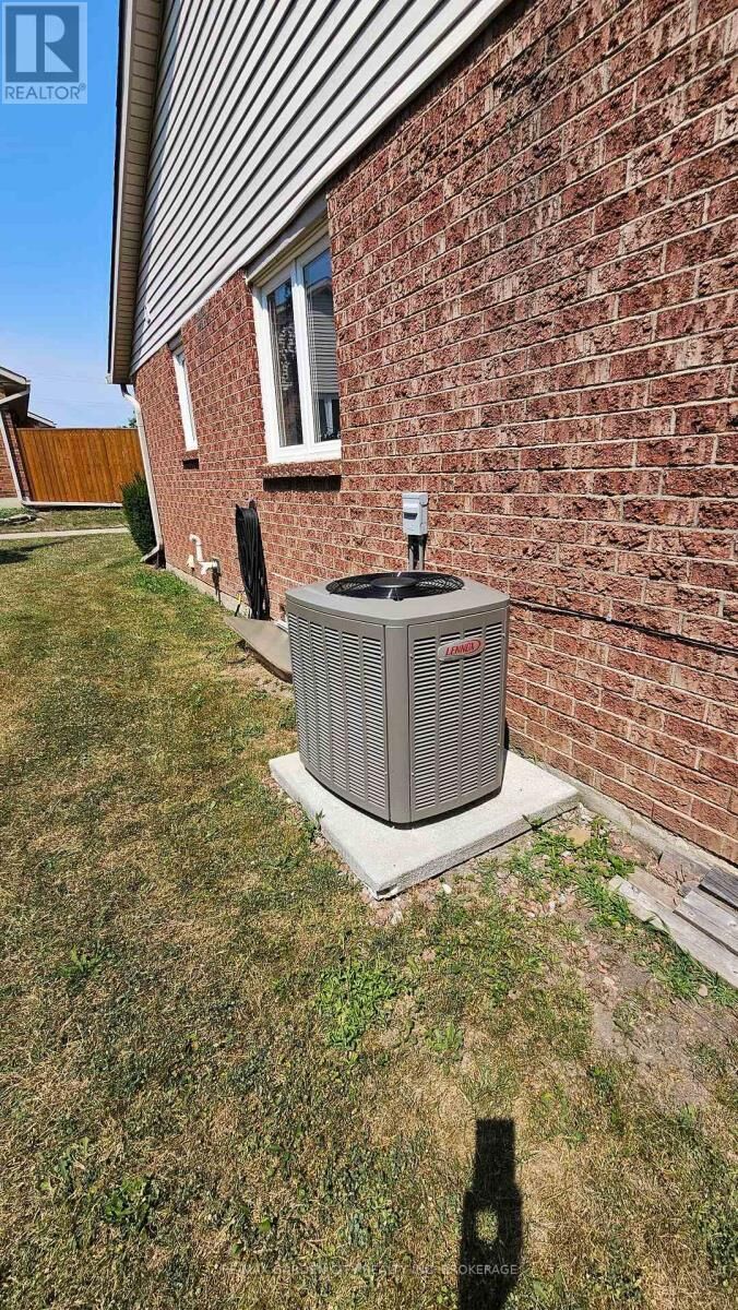 Property Photo: 122 Bunting Road 45 ON L2P 3X7