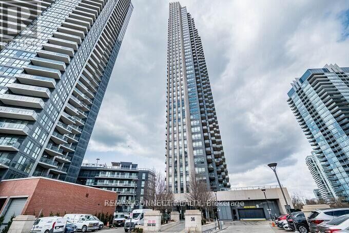 Property Photo: 36 Park Lawn Road 3302 ON M4X 1L1