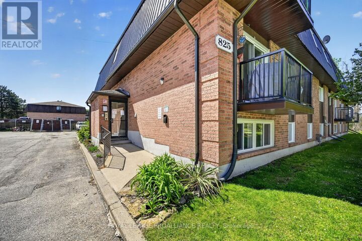 Property Photo: 825 Macodrum Drive 2 ON K6V 6P6