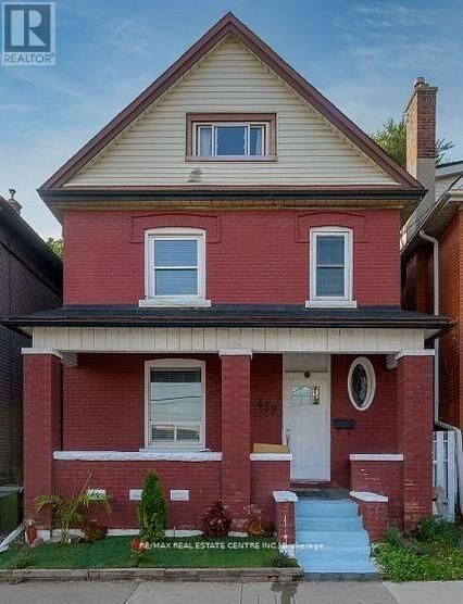 Property Photo: 439 Wentworth St N ON L8L 5W6
