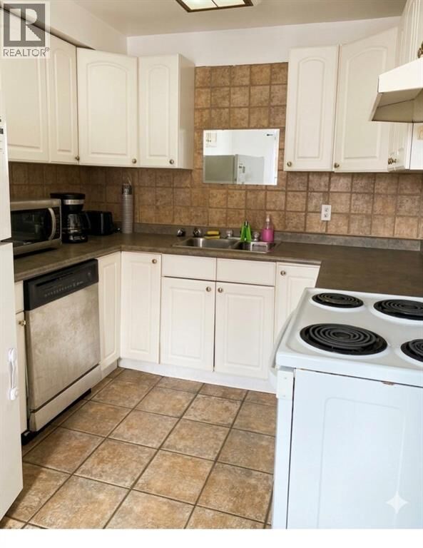Property Photo: 205 Fane Street 14B ON N0N 1G0