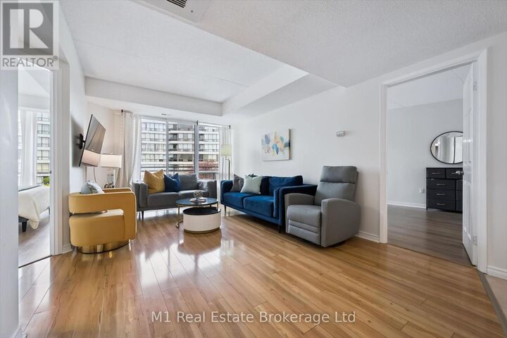 Property Photo: 105 Bagot Street 208 ON N1H 8H4