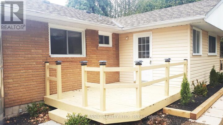 Property Photo:  71 Belfry Drive #2  ON L3Y 3E9 
