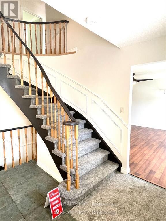 Property Photo:  1059 Easthill Court  ON L3Y 5V4 