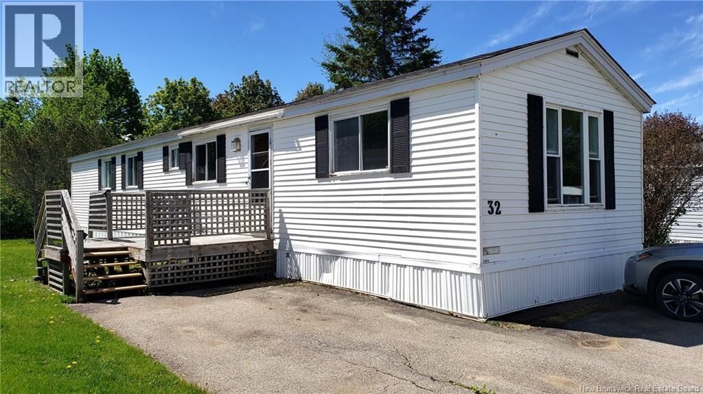 Property Photo:  32 First Street  NB E4E 2W1 