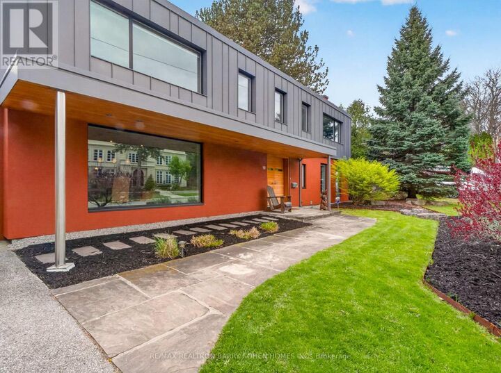 Property Photo:  19 Saintfield Avenue  ON M3C 2M4 