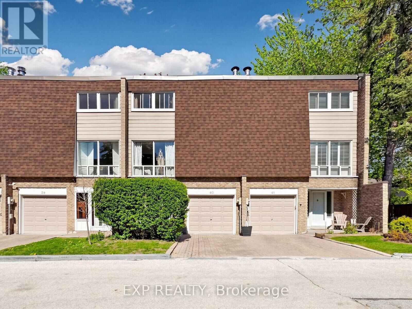 Property Photo:  653 Village Parkway 40  ON L3R 2R2 