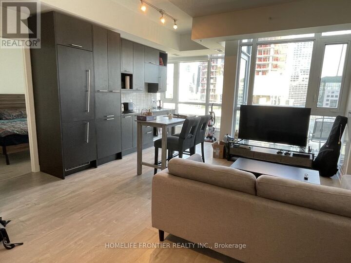 Property Photo: 30 Nelson Street 1606 ON M5V 0H5