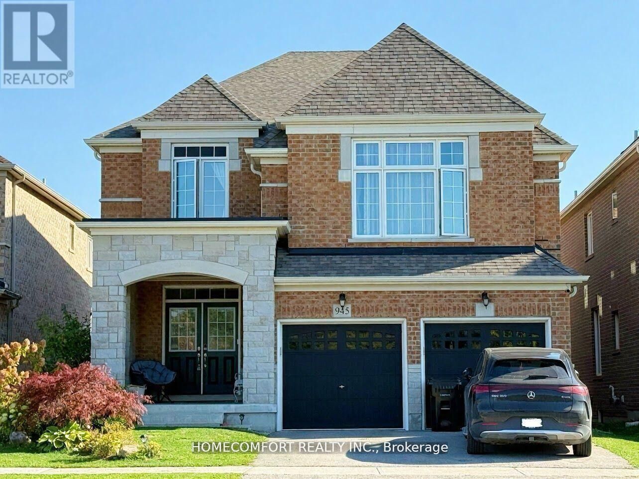 Property Photo:  945 Langford Boulevard  ON L3Z 4J2 