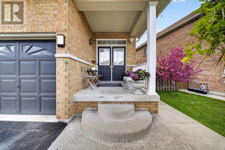 Property Photo:  12 Aria Lane  ON L6S 6J5 