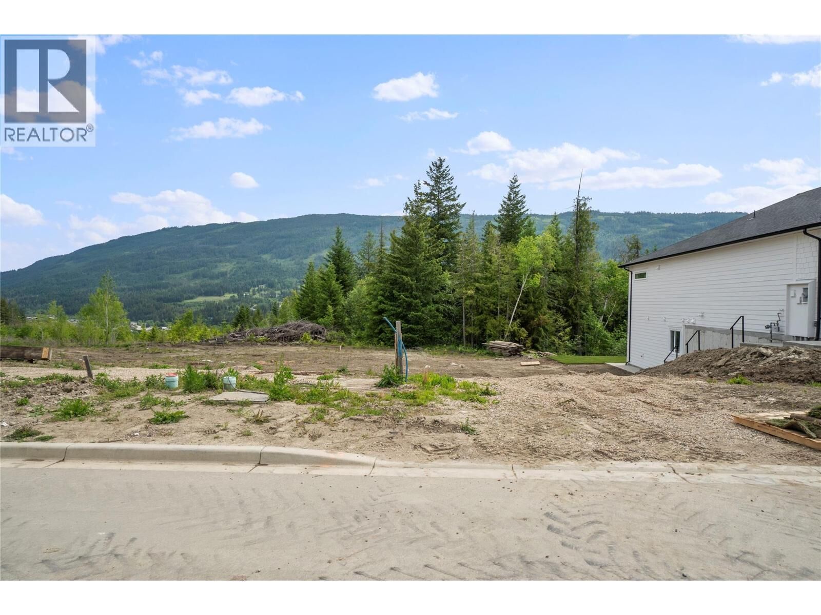 Property Photo:  6810 42 Street Northeast  BC V0E 1K0 