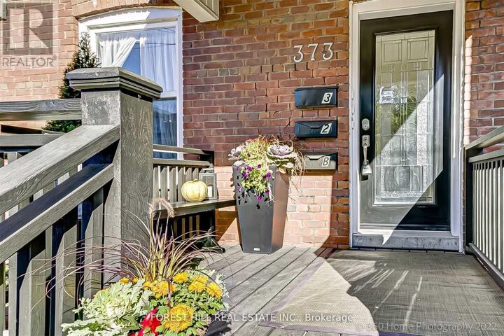 Property Photo: 373 Woodbine Avenue Upper ON M4L 3P7