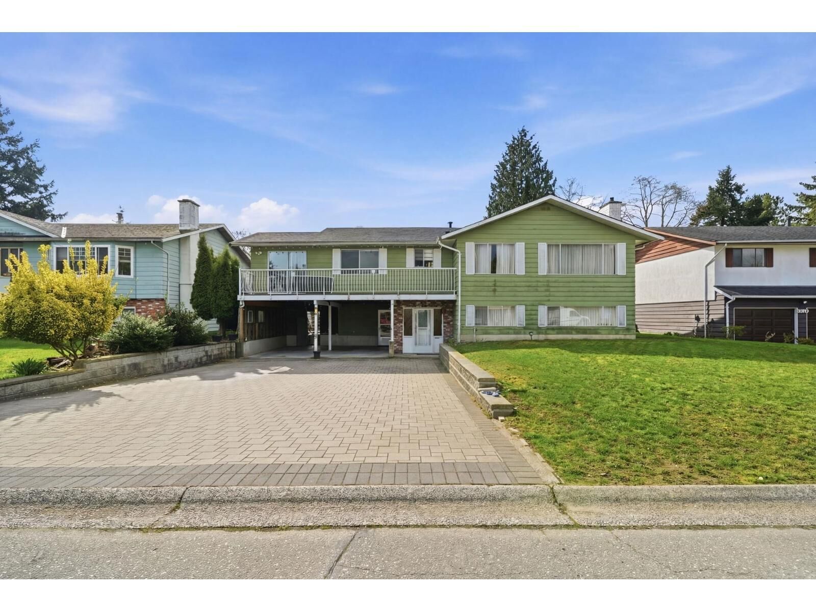 Property Photo:  11926 82A Avenue  BC V4C 2E6 