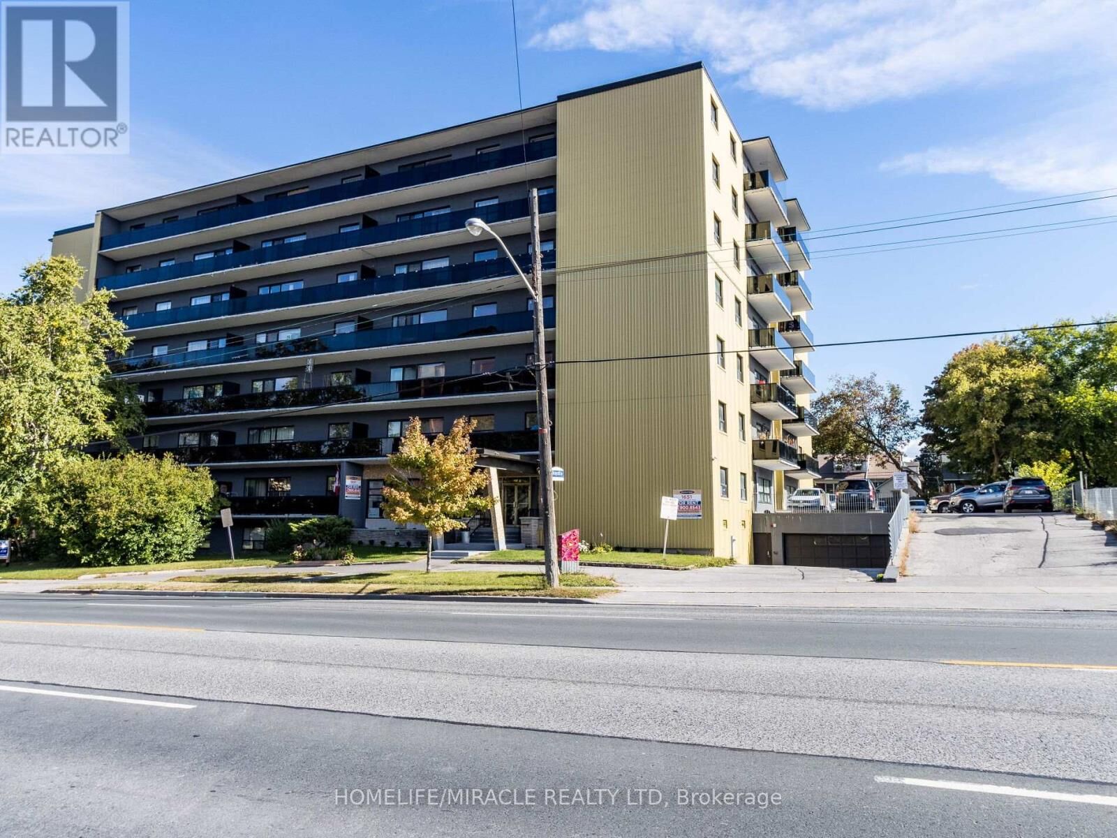 Property Photo:  1651 Victoria Pk Avenue 302  ON M1R 1P9 