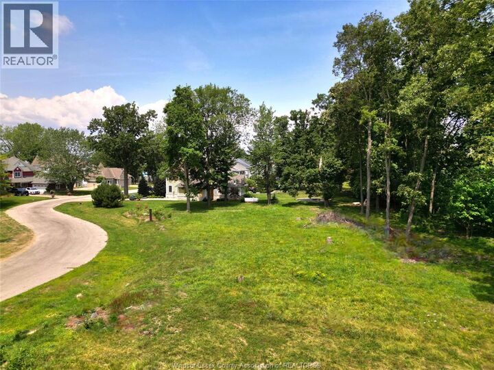 Property Photo:  257 Crystal Bay Drive  ON N9V 4A6 