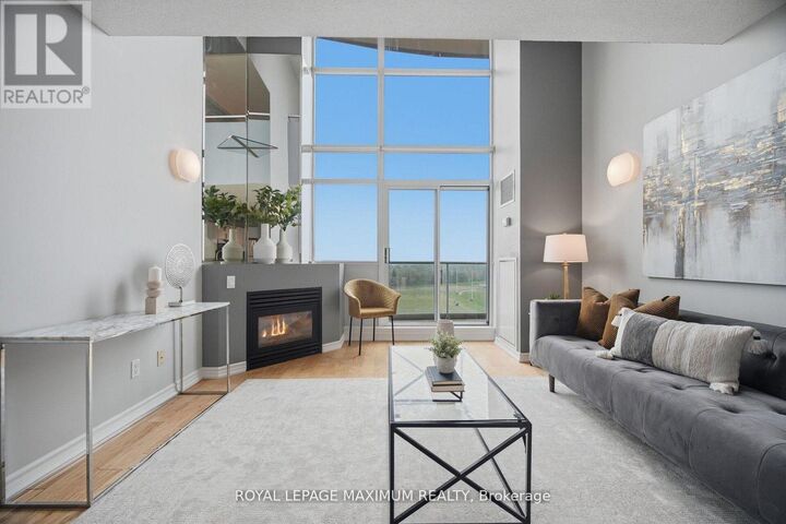 Property Photo:  200 Manitoba Street 508  ON M8Y 3Y9 