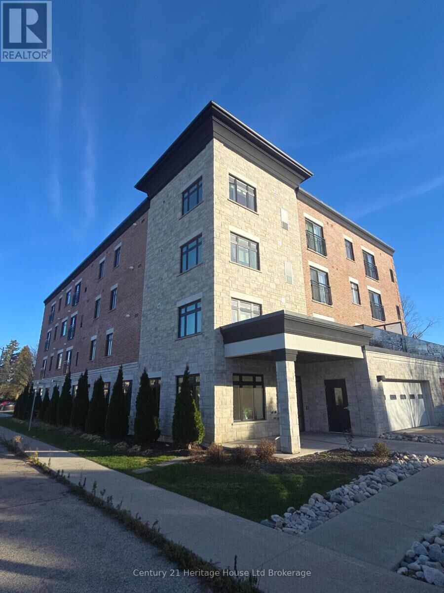 Property Photo:  71 Metcalf Street 401  ON N4S 3E9 