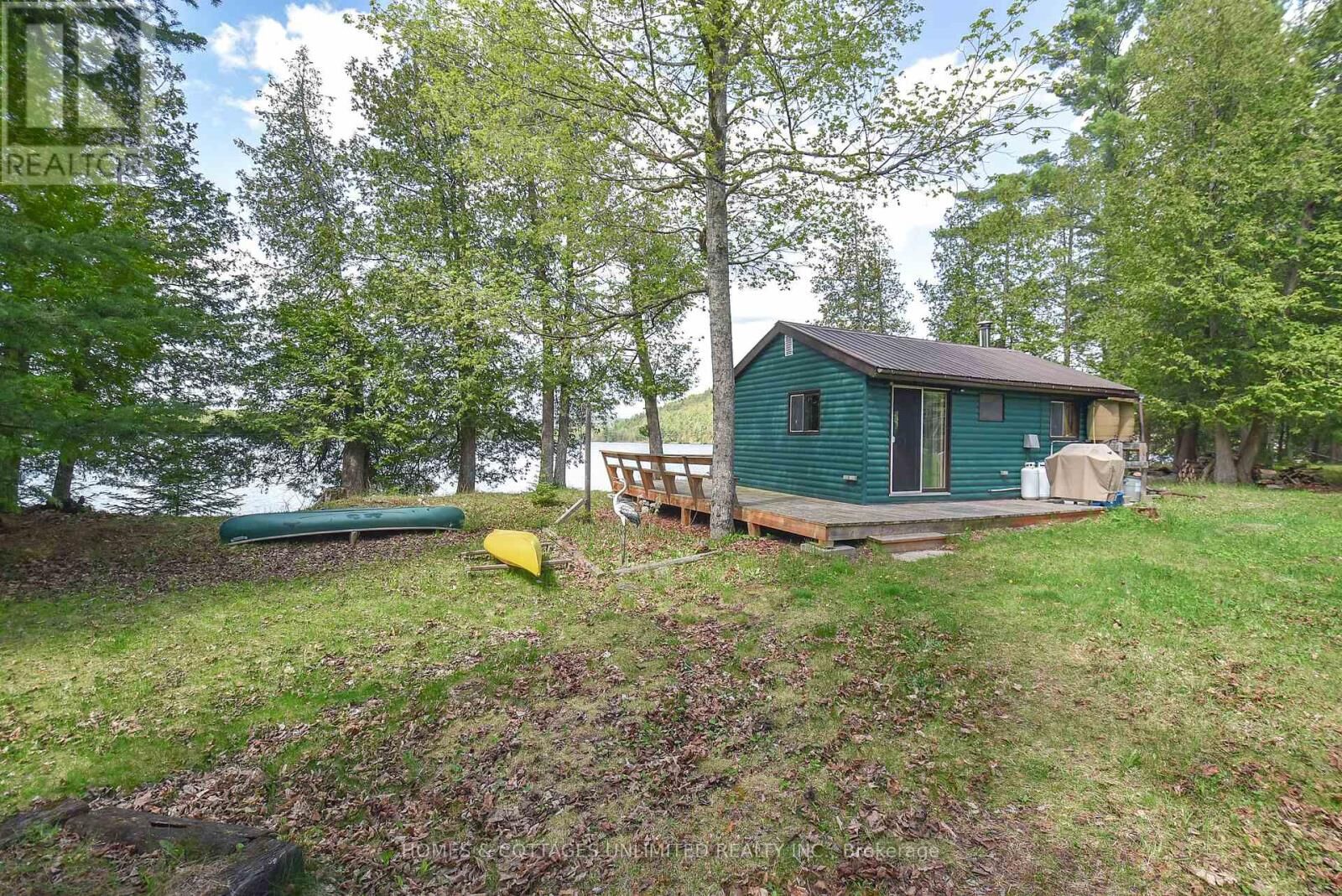 Property Photo: 2102 Clyde Lake Lane ON K0G 1K0