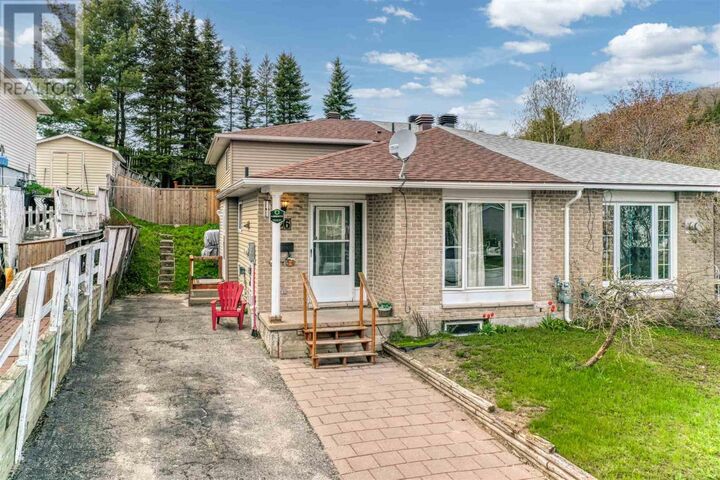 Property Photo: 26 Lachance Pl ON P5A 3B8